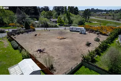 87693 Bill Creek Ln, Bandon, OR 97411 - Photo 13