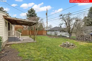 8425 NE Humboldt St, Portland, OR 97220 - Photo 23