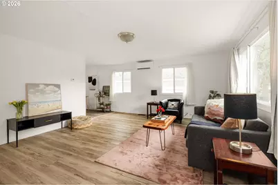 8425 NE Humboldt St, Portland, OR 97220 - Photo 5