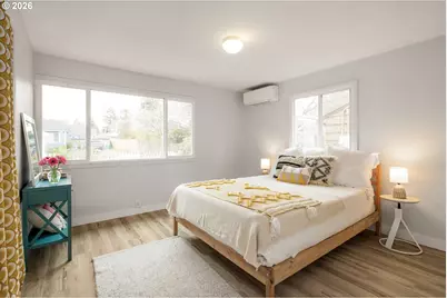 8425 NE Humboldt St, Portland, OR 97220 - Photo 15