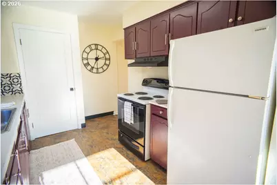 118 E 38th St, Vancouver, WA 98663 - Photo 9