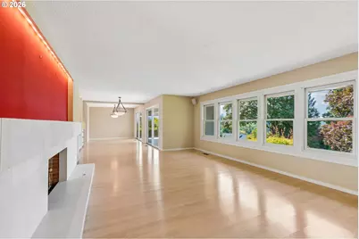 7600 SW Northvale Way, Portland, OR 97225 - Photo 5