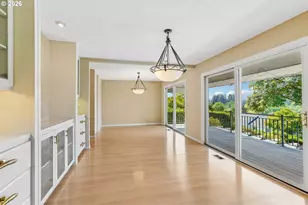 7600 SW Northvale Way, Portland, OR 97225 - Photo 9