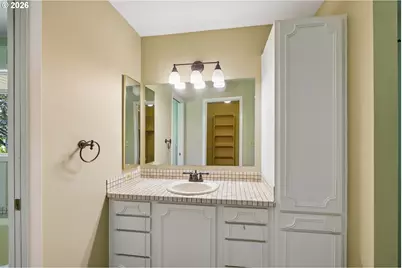 7600 SW Northvale Way, Portland, OR 97225 - Photo 31