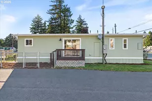 15656 SE Division St, Portland, OR 97236 - Photo 43