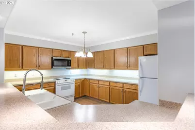 15530 NE Knott St #35, Portland, OR 97230 - Photo 11