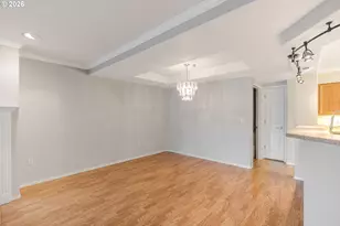 15530 NE Knott St, Portland, OR 97230 - Photo 9