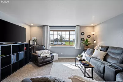 86 E 2nd St, Halsey, OR 97348 - Photo 9