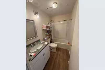 911 Division Ave, La Grande, OR 97850 - Photo 13