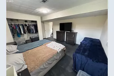 911 Division Ave, La Grande, OR 97850 - Photo 25