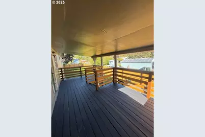 911 Division Ave, La Grande, OR 97850 - Photo 35