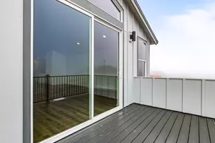 41850 Deschutes Ave, Sandy, OR 97055 - Photo 3