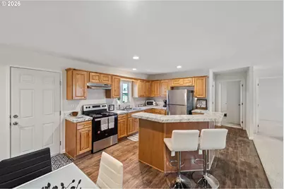 64274 Saddler Rd, Coos Bay, OR 97420 - Photo 5