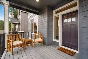 17671 SW Cobb Ln, Beaverton, OR 97007 - Photo 3