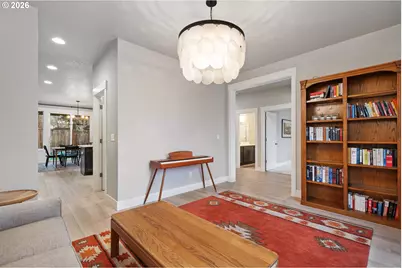 17671 SW Cobb Ln, Beaverton, OR 97007 - Photo 7