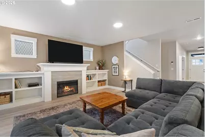 17671 SW Cobb Ln, Beaverton, OR 97007 - Photo 19