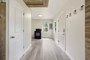 2025 Trade St SE, Salem, OR 97301 - Photo 9