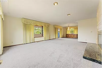 14344 NE Fremont Ct, Portland, OR 97230 - Photo 7