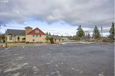 452 SE Main St, Willamina, OR 97396 - Photo 33