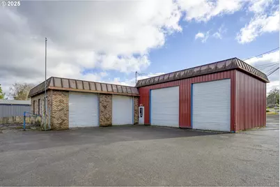 452 SE Main St, Willamina, OR 97396 - Photo 35