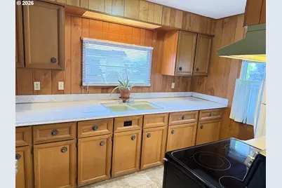 5545 43rd Way NE, Salem, OR 97305 - Photo 7