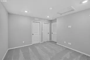 824 Sifuentez Ct, Woodburn, OR 97071 - Photo 15