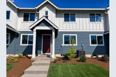 824 Sifuentez Ct, Woodburn, OR 97071 - Photo 1