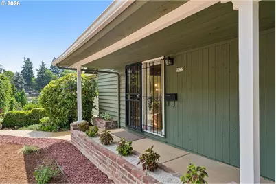 2833 NE 89th Ave, Portland, OR 97220 - Photo 5
