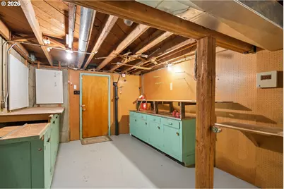 2833 NE 89th Ave, Portland, OR 97220 - Photo 39