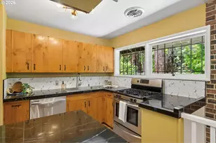 2833 NE 89th Ave, Portland, OR 97220 - Photo 15