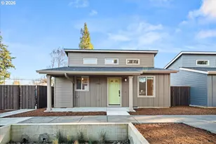 12306 Meadowlawn Dr, Oregon City, OR 97045 - Photo 1