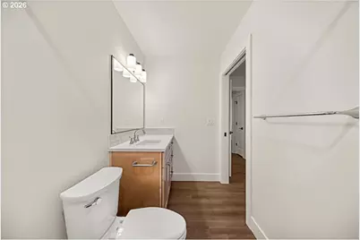 12306 Meadowlawn Dr, Oregon City, OR 97045 - Photo 17