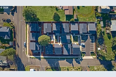 12306 Meadowlawn Dr, Oregon City, OR 97045 - Photo 33