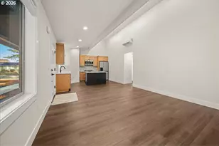 12306 Meadowlawn Dr, Oregon City, OR 97045 - Photo 5