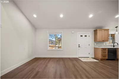 12306 Meadowlawn Dr, Oregon City, OR 97045 - Photo 7