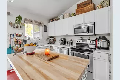 289 Harvard Dr, Woodburn, OR 97071 - Photo 7