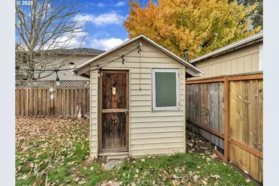 289 Harvard Dr, Woodburn, OR 97071 - Photo 19