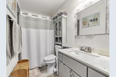 289 Harvard Dr, Woodburn, OR 97071 - Photo 13