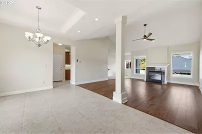 338 NW Ivy Ave, Dallas, OR 97338 - Photo 7