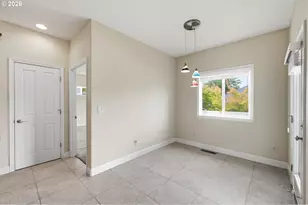 338 NW Ivy Ave, Dallas, OR 97338 - Photo 13