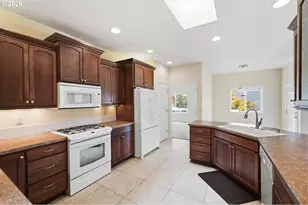 338 NW Ivy Ave, Dallas, OR 97338 - Photo 19