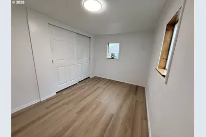 110 N 12th St, Lakeside, OR 97449 - Photo 15