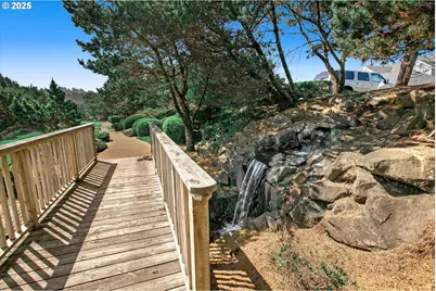 5852 SW Cupola Dr, Newport, OR 97366 - Photo 33