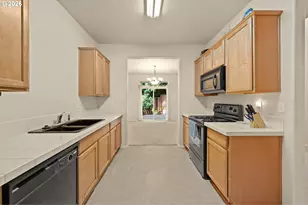 12635 SW Night Heron Ln, Beaverton, OR 97007 - Photo 11