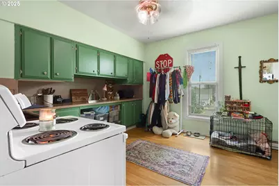 531 E 8th St, The Dalles, OR 97058 - Photo 37