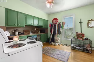 531 E 8th St, The Dalles, OR 97058 - Photo 37