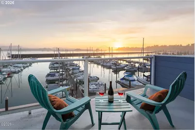 890 SE Bay Blvd #305, Newport, OR 97365 - Photo 1