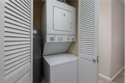 890 SE Bay Blvd #305, Newport, OR 97365 - Photo 19