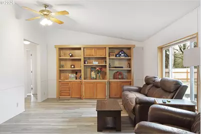 3372 Long St, Sweet Home, OR 97386 - Photo 11