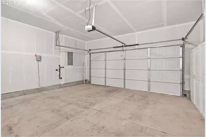 5088 Holly St, Springfield, OR 97478 - Photo 35